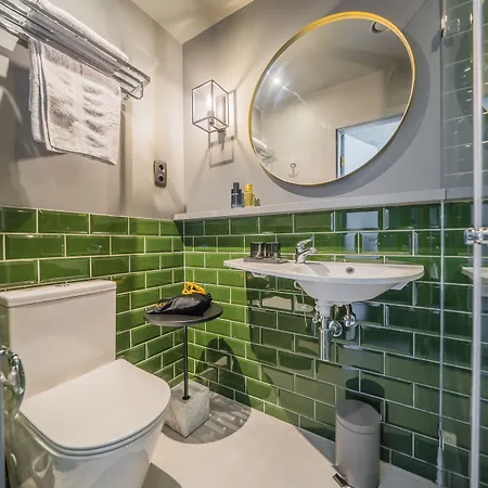 Leo Boutique - Adults Only 2* Budapešť