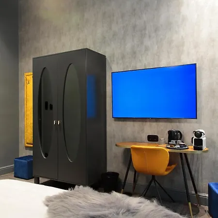 Leo Boutique - Adults Only